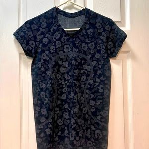 Lululemon Swiftly Tech